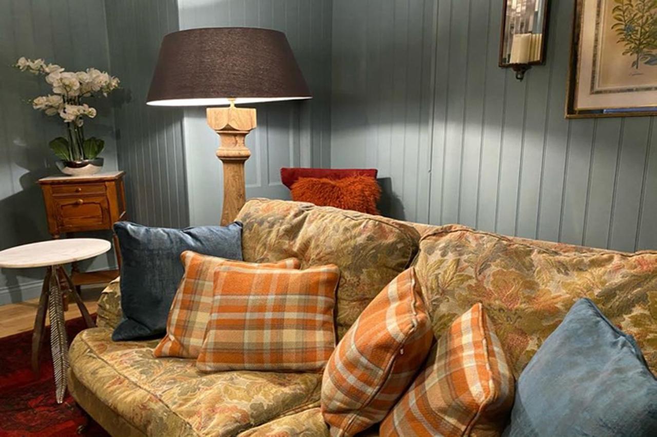 Bampton Townhouse Hotel Bagian luar foto
