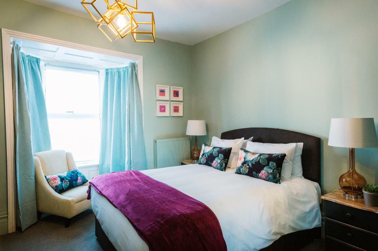 Bampton Townhouse Hotel Bagian luar foto